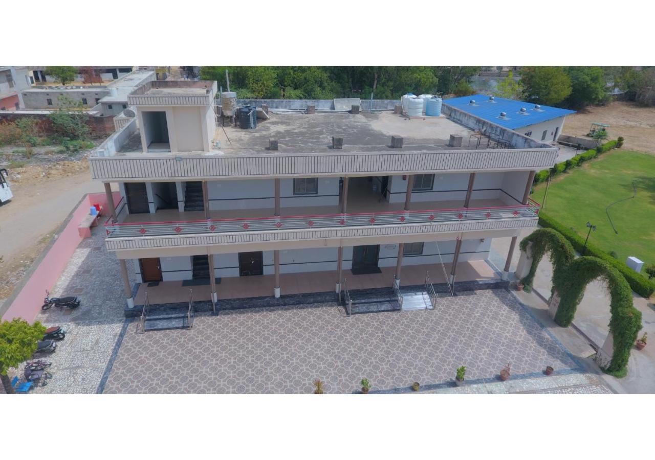 Готель Goyal Bhawan Khatu Екстер'єр фото